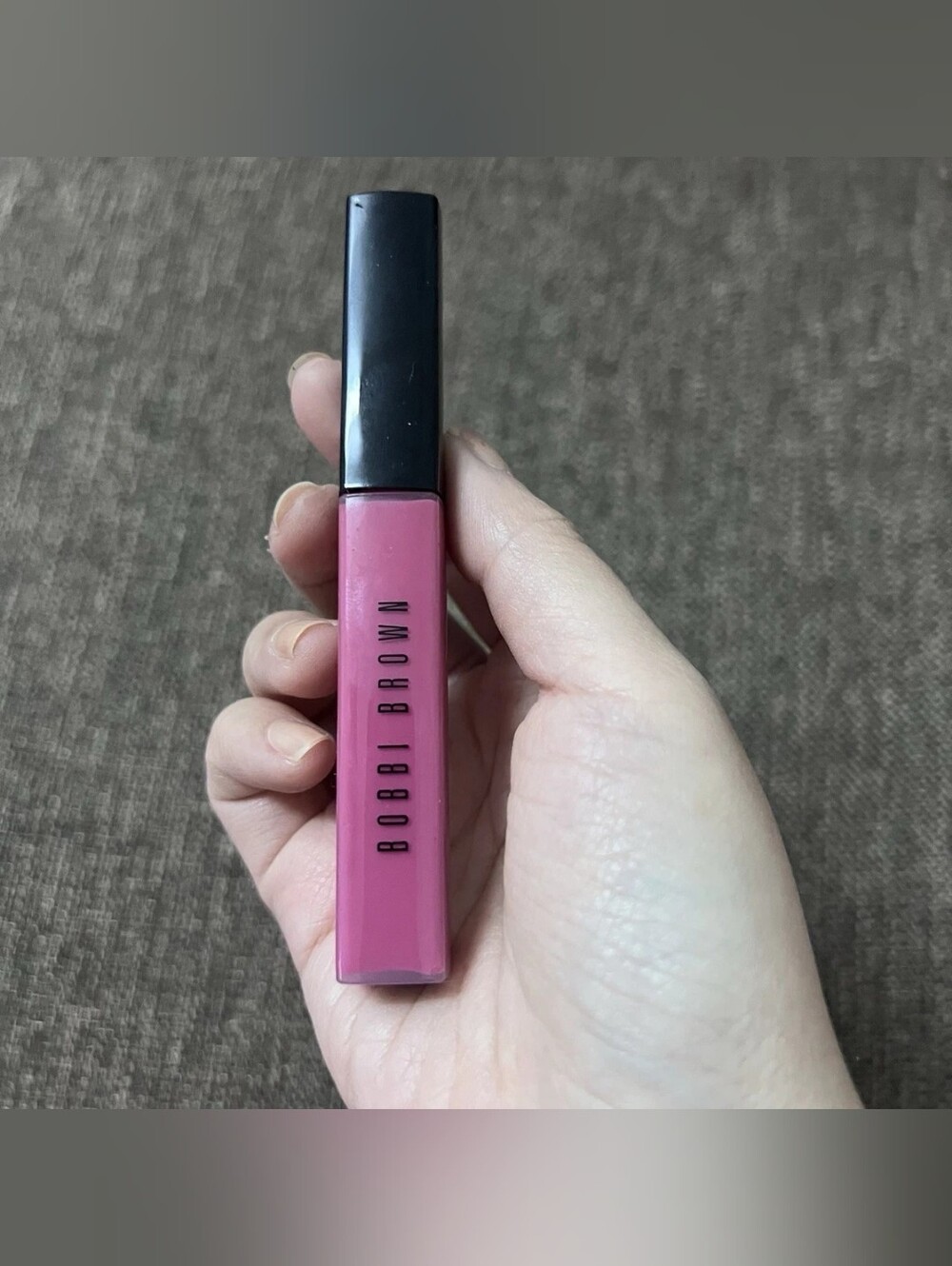 Bobbi Brown Lip Gloss In Hot Pink - Picture 2 of 6